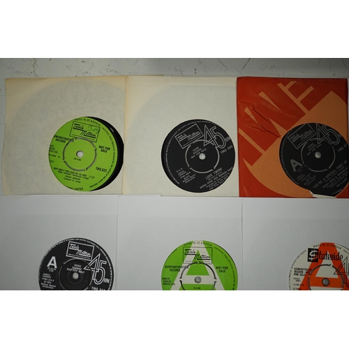 1291 - Twenty-two demo 7 singles, all Tamala Motown with printed demo labels by Stevie Wonder, Diana Ross,... 