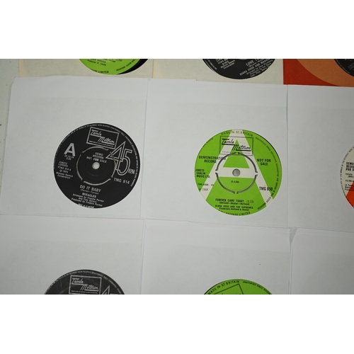 1291 - Twenty-two demo 7 singles, all Tamala Motown with printed demo labels by Stevie Wonder, Diana Ross,... 