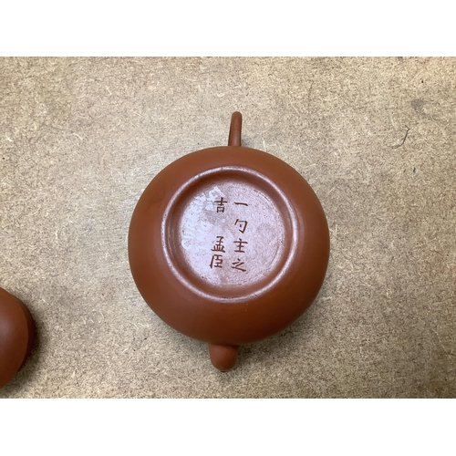 1407 - Six Chinese Yixing terracotta teapots, largest 11cm