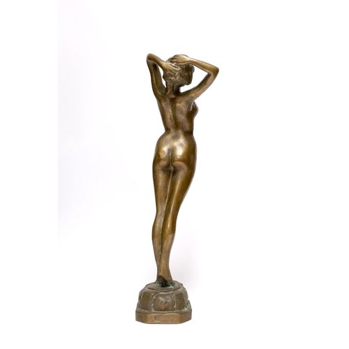 398 - A bronze statue of a female figure, 40cm