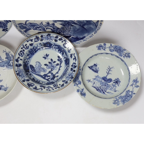 432 - Six Chinese Export blue and white wall plates/dishes, 18th century and later, largest 22cm