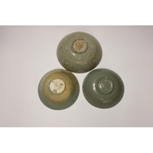 499 - Two Korean celadon bowls, Goryeo dynasty (11th/12th century), the first carved with lotus petals to ... 