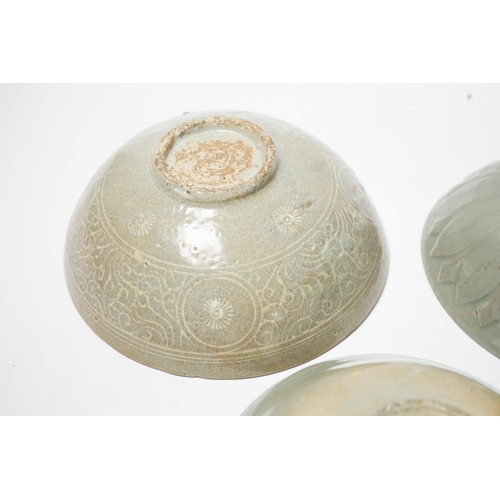 499 - Two Korean celadon bowls, Goryeo dynasty (11th/12th century), the first carved with lotus petals to ... 