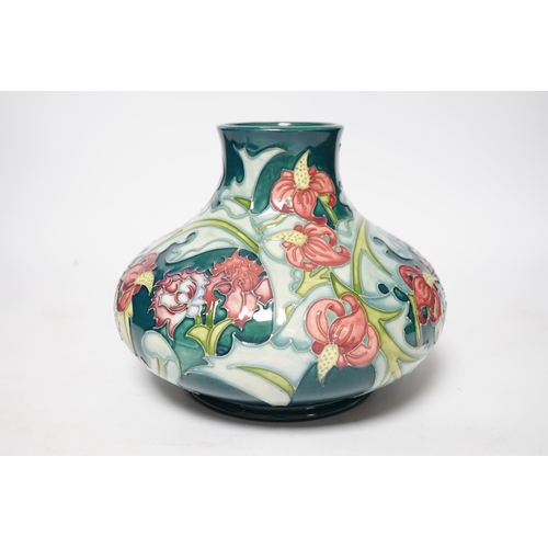 507 - A Moorcroft Leicester pattern squat baluster vase, 16.5cm