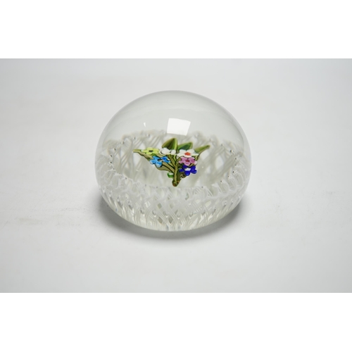 588 - A Paul Ysart small flower bouquet glass paperweight, Caithness or Harland period, PY cane, white... 