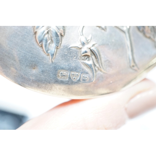 848 - An Edwardian silver circular trinket box, embossed with a rose, Chester, 1909, 65mm, two modern pill... 