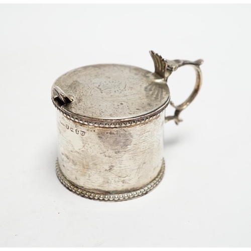 863 - An early Victorian silver drum mustard, maker's mark rubbed, Birmingham, 1843, height 75mm, with two... 