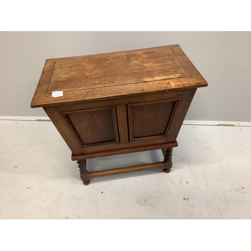 1027 - A 1920's oak cellarette, width 67cm, depth 39cm, height 64cm