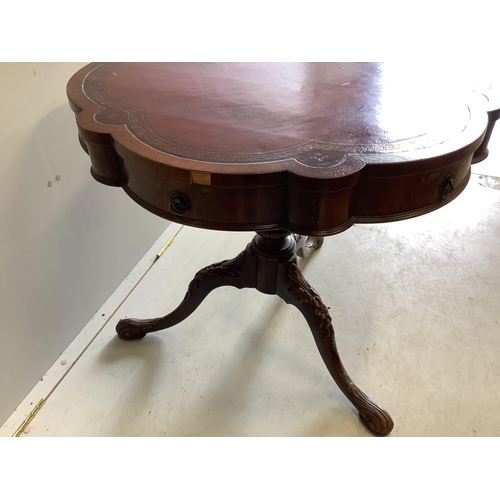 1045 - A Victorian style circular mahogany tripod centre table, with leather inset top, diameter 79cm, heig... 