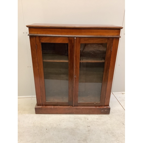 1075 - A late Victorian mahogany bookcase, width 89cm, depth 32cm, height 101cm