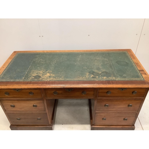 1135 - A Victorian mahogany kneehole desk, width 143cm, depth 87cm, height 76cm