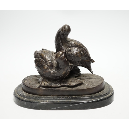 1257 - After Christopher Fratin (1801-1864) a bronze figure group of partridges, on marble base, 19cm wide... 