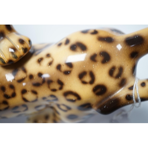 1267 - An Italian porcelain leopard figure group by Favaro Checchetto, 34cm