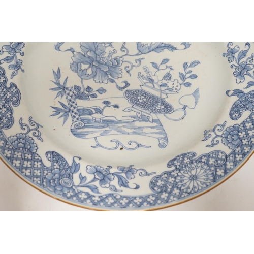 1292 - A Chinese blue and white dish, Yongzheng - Qianlong period, 35cm