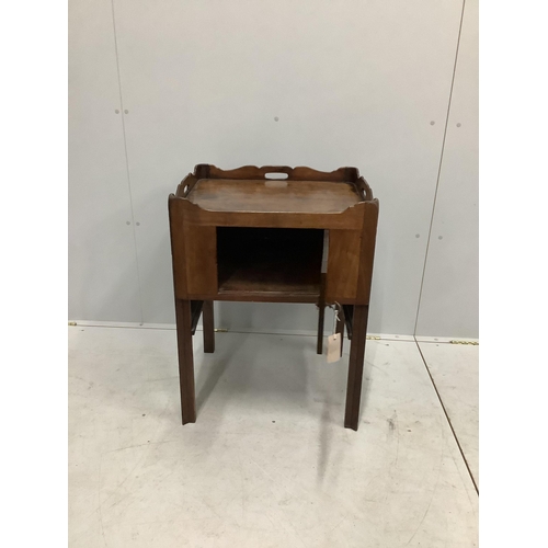 114 - A George III mahogany tray top commode, width 56cm, depth 49cm, height 77cm