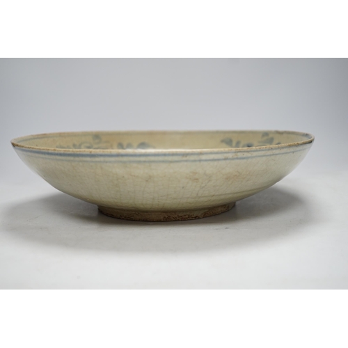 255 - A Chinese Swatow blue and white dish, 17th century, 32cm diameter