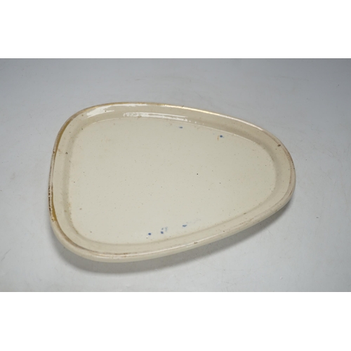 256 - A Victorian cows head pottery cheese dish and cover, 18cm