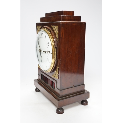 280 - An early 19th century French thirty day mahogany mantel clock, no key or pendulum, 36cm