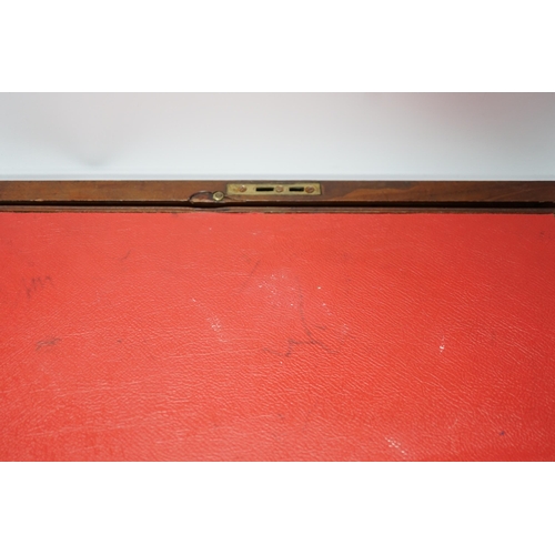 333 - A Georgian writing slope with brass lock plate, 46cm