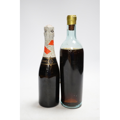 346 - One bottle of Chateau d'Yquem 1939 and one half bottle of G.H. Mumm & Co 1928 Champagne