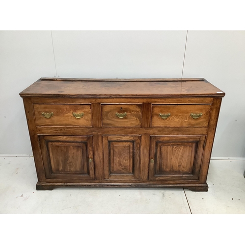 55 - A late 18th / early 19th century elm low dresser, width 153cm, depth 48cm, height 92cm