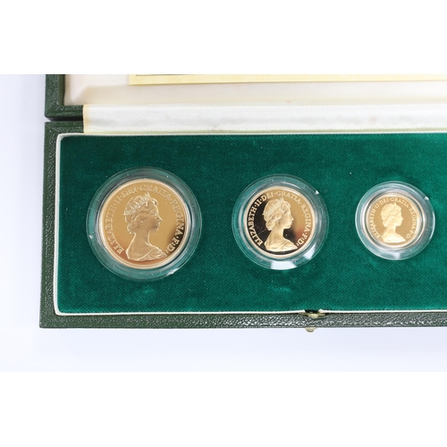 2087 - British gold coins - A Royal Mint UK QEII Gold Proof Set, 1980, comprising £5, £2, sovereign and hal... 