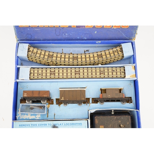 264 - A boxed Hornby Dublo EDG7 Southern Railway Tank Goods Set, comprising of an SR Class N2 0-6-2T locom... 