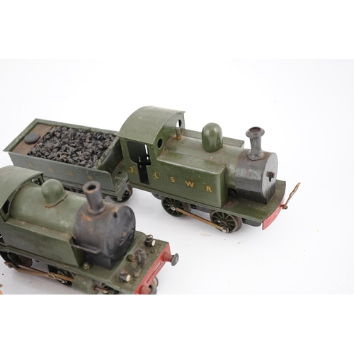 266 - Fifteen tinplate 0 gauge railway items, including three clockwork locomotives; an LSWR 0-4-2 tender ... 