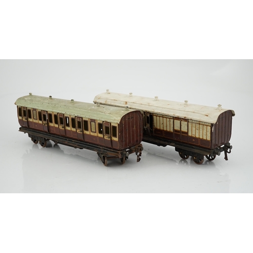 272 - Two Marklin 0 gauge tinplate LNWR coaches; a First Third composite and a Full Guards van