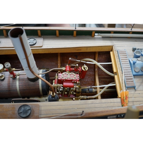 284 - A kit-built Maxwell Hemmens pond yacht style live steam model of a herring drifter, LT210, 120cm lon... 