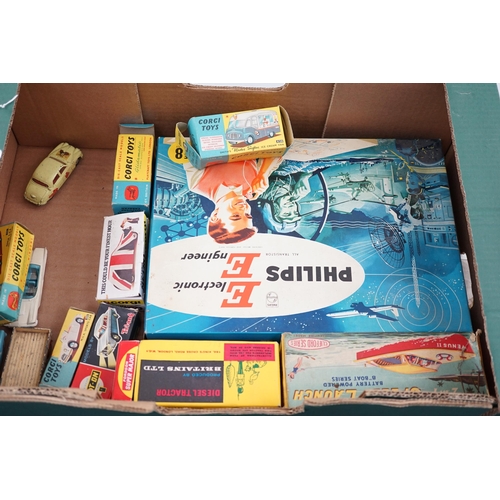 307 - A collection of diecast vehicles etc. by Britains, Spot-on, Corgi Toys, etc. Including a boxed Brita... 