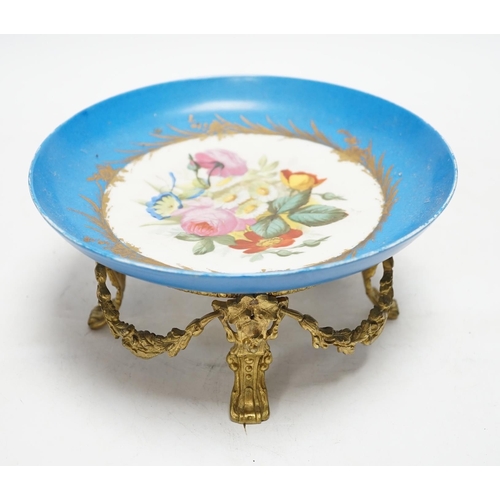 403 - A Sevres style dish with ormolu mounted foot, 22cm diameter