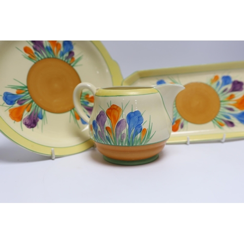 498 - A Clarice Cliff Crocus jug and two dishes, largest 30cm long