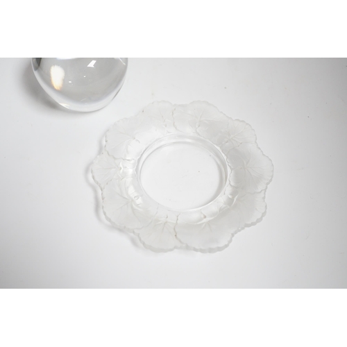 594 - A small Lalique 'Honfleur' dish with frosted leaf border, diameter 15cm and a Tiffany glass 'Apple' ... 