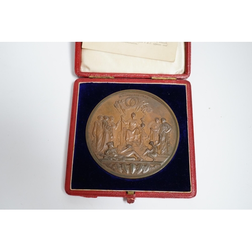 614 - A Queen Victoria commemorative cased 1887 bronze Jubilee medal