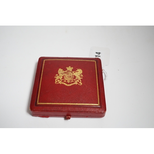 614 - A Queen Victoria commemorative cased 1887 bronze Jubilee medal