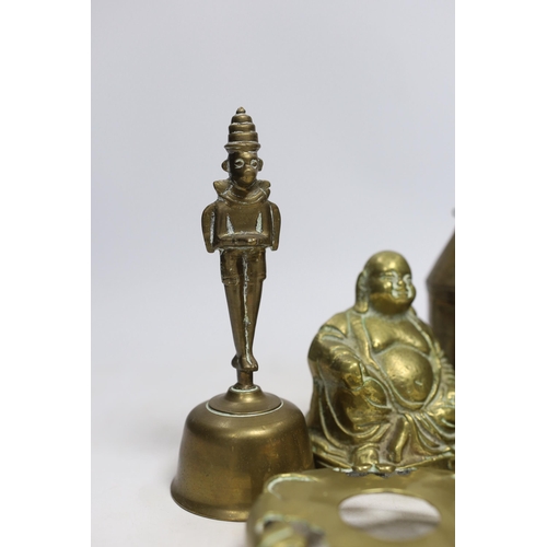 622 - Sundry metalware including hinged brass frog with compartment, nutcrackers, a seated Buddha and a 92... 