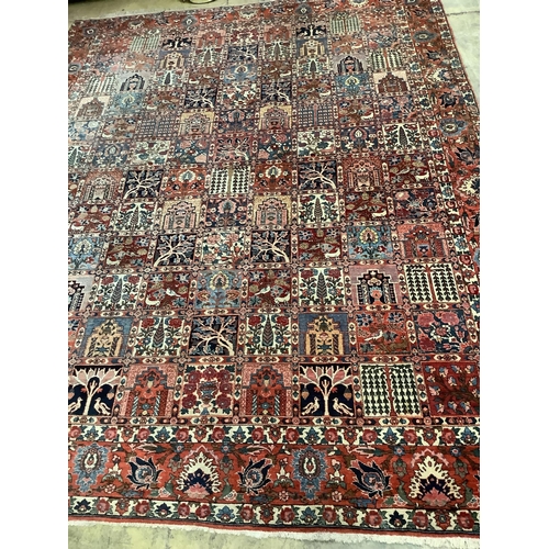 75 - A Baktiari carpet, 418 x 314cm