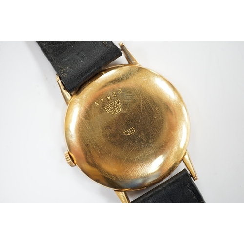 921 - A gentleman's 18k Omega manual wind wrist watch, on a later associated leather strap, case diameter ... 