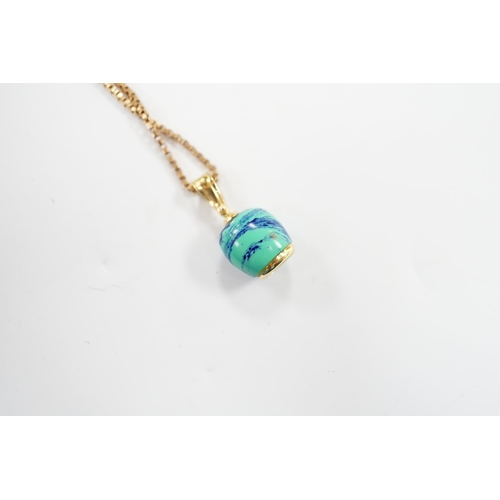 968 - A modern 750 yellow metal, baroque pearl and enamelled charm, 14mm, on a 9ct chain, 56cm, gross weig... 