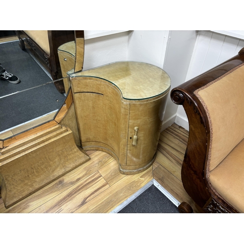 213 - An Art Deco dressing table, width 162cm, depth 45cm, height 154cm