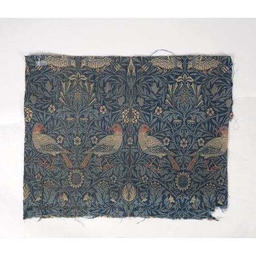 273 - A later sample panel of William Morris Bird design, jacquard-woven woollen double cloth, furnishin... 