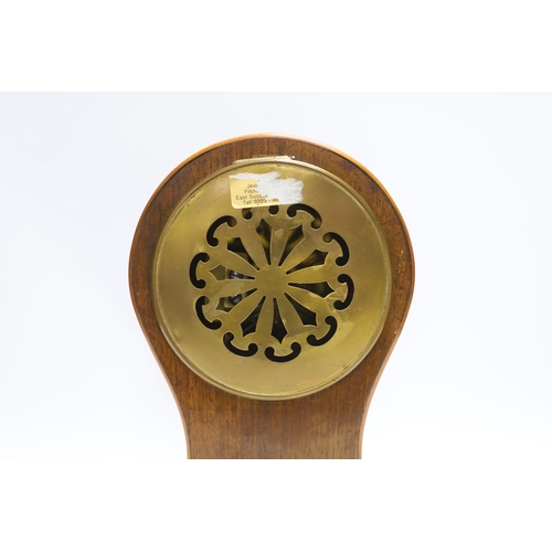 414 - An Edwardian inlaid mantel clock, with key, 30cm