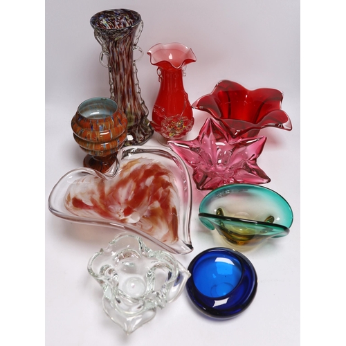 442 - Nine pieces of Murano glassware to include a leaf design dish and three vases, largest 31cm high... 