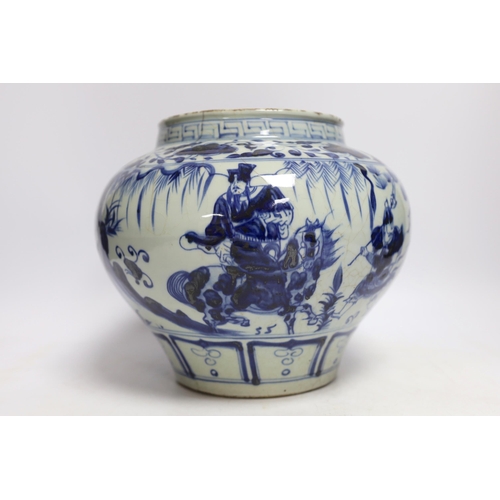 476 - A Chinese blue and white bowl in Ming style, 22cm