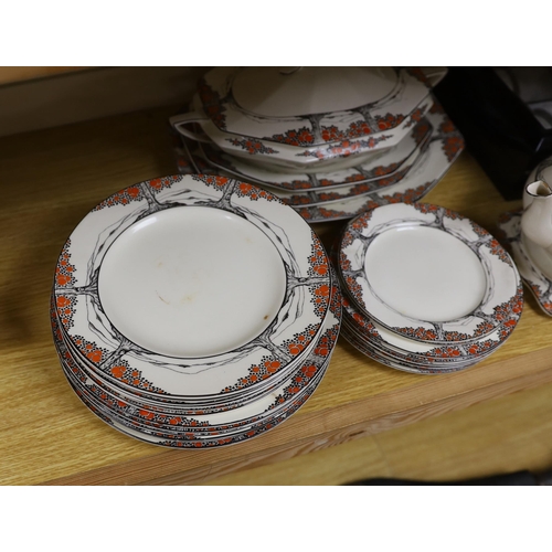 510 - A Crown Ducal orange tree pattern part dinner set including tureens, side plates and jug, together w... 