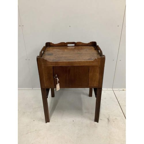 84 - A George III mahogany tray top commode, width 56cm, depth 49cm, height 77cm