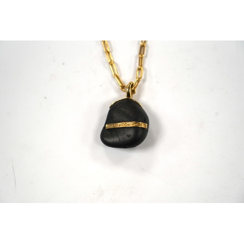 920 - A modern Chou Chou 18k and pt mounted inset diamond pebble? pendant, 38mm overall, on a Chou Chou 18... 