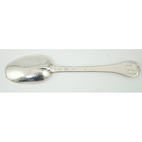 417 - A William III Scottish silver trefid spoon, with rat tail bowl, maker James Penman, assay master Joh... 