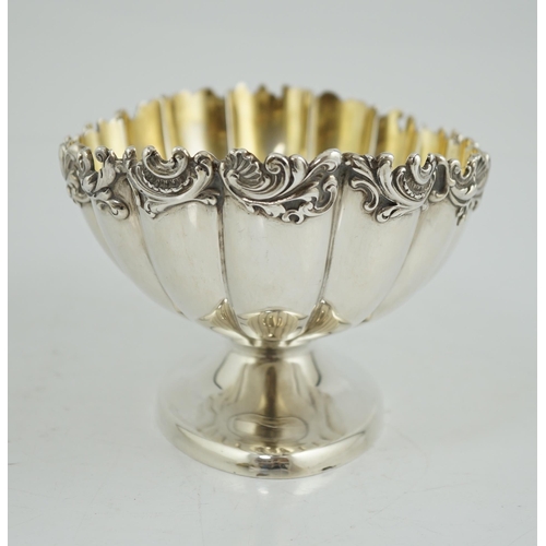 463 - A late 19th century American sterling silver oval pedestal bowl, by Gorham Manufacturing Co, with sc... 